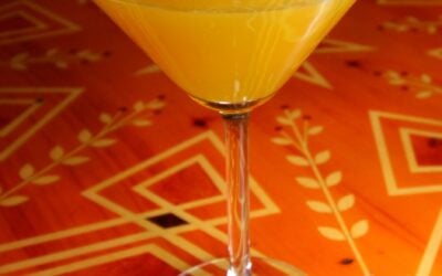 3 Ways to Get to Know Your Coworkers during Happy Hour